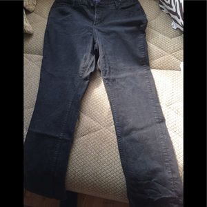 🔥 Black NYDJ with subtle snake print